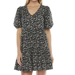 ANA XL Black and white floral tiered empire waist swing dress